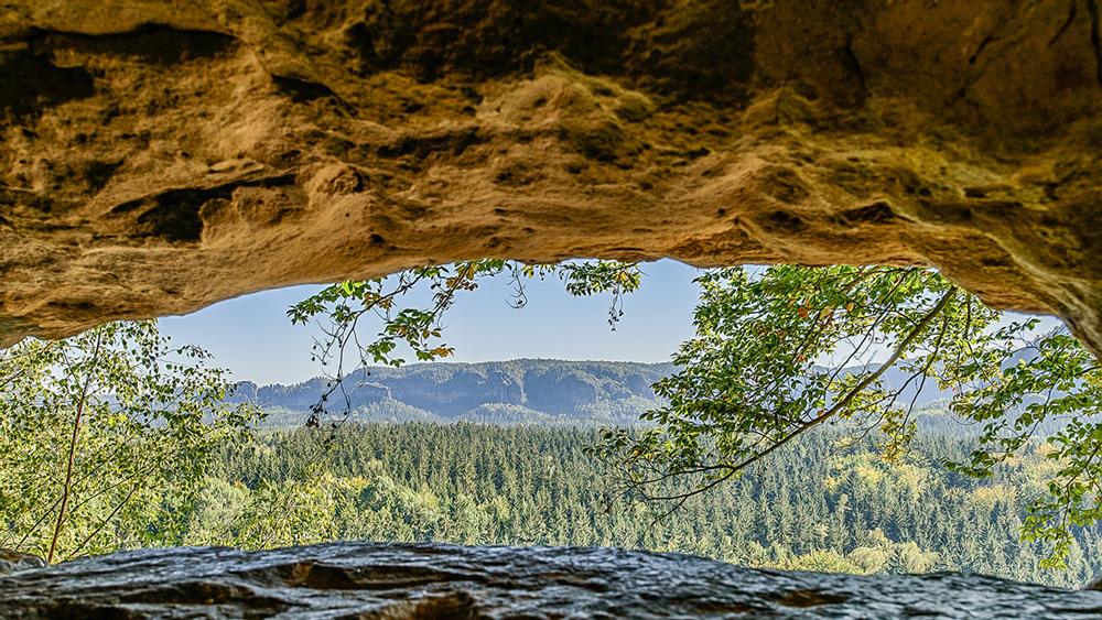 Aus-der-Höhle-3.jpg